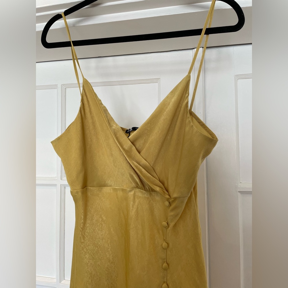 ZARA Silk Effect Slip Dress in Butter Yellow - Picture 2 of 4